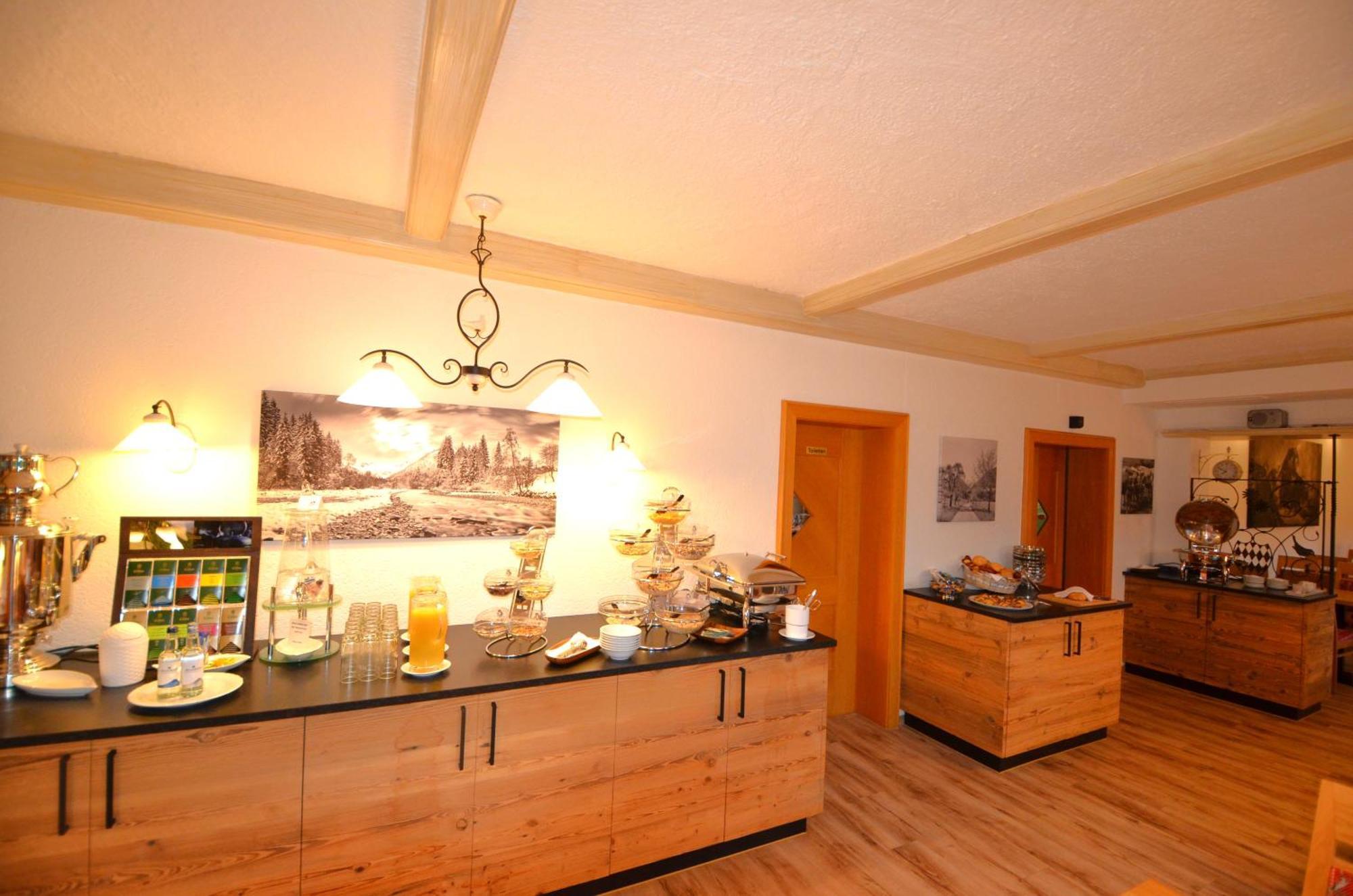 Hotel Cafe Fuggerhof Oberstdorf Eksteriør bilde