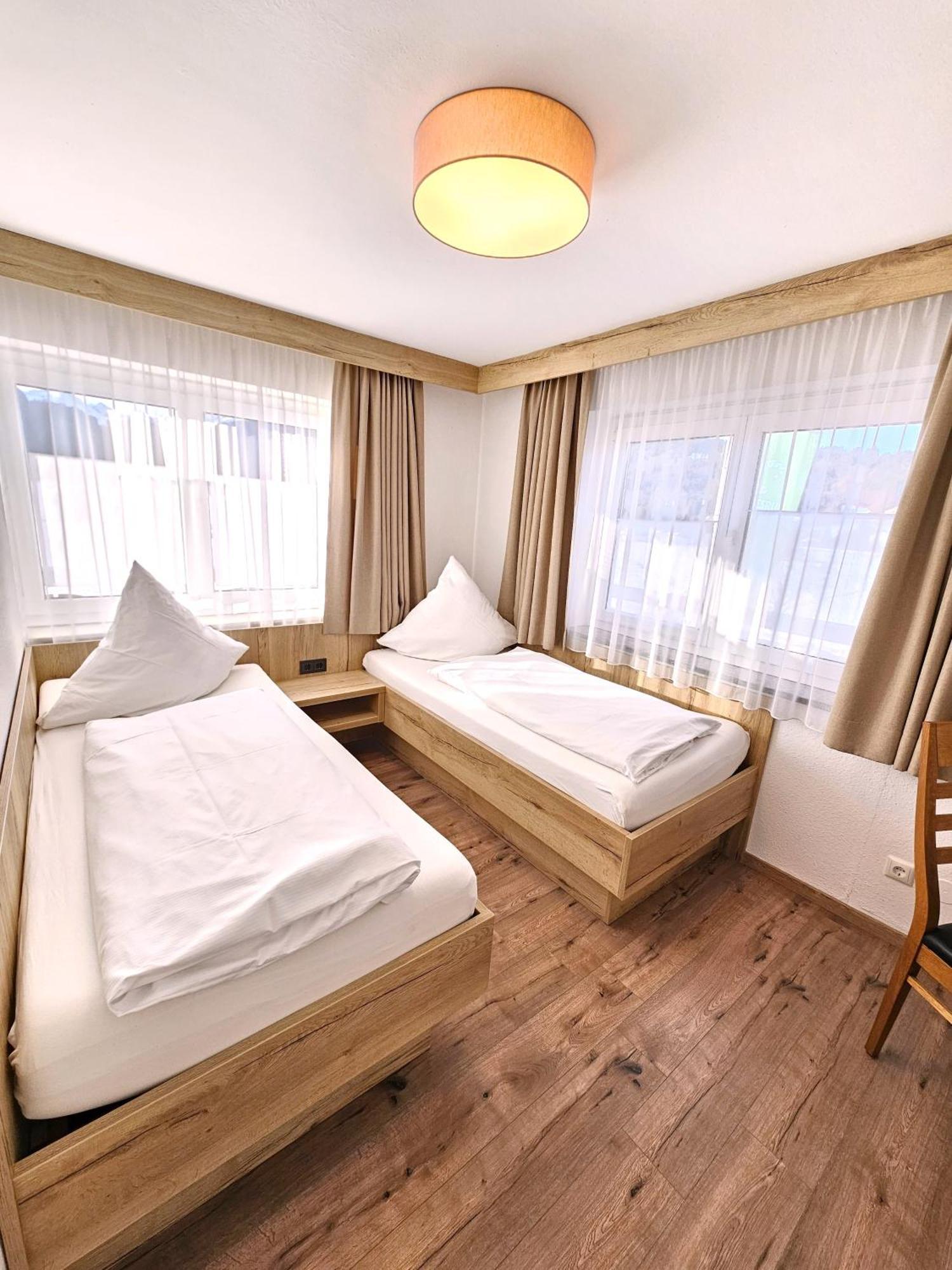 Hotel Cafe Fuggerhof Oberstdorf Eksteriør bilde